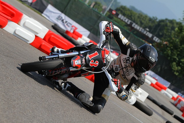 Czy pit bike można jeździć po ulicy? Czy pit bike można jeździć po ulicy?