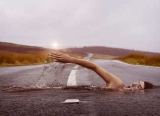 Czy można pływać na materacu w morzu? Czy można pływać na materacu w morzu?