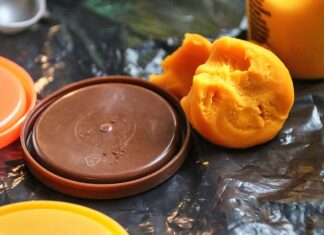 Czy modelina powinna się kruszyć? Czy modelina powinna się kruszyć?